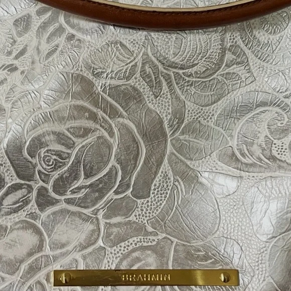 Elegant White Floral Handbag by Brahmin with matching wallet . - Picture 2 of 9